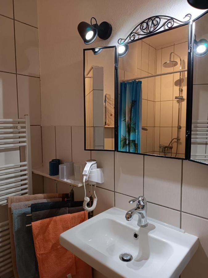 Ferien Wohnung -Leuchtturm Oldenswort Esterno foto